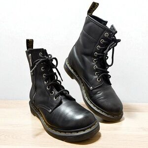 SOLD Dr. Martens 1460 Twin Zip Smooth Leather Combat Boots Black, Women’s Size 8